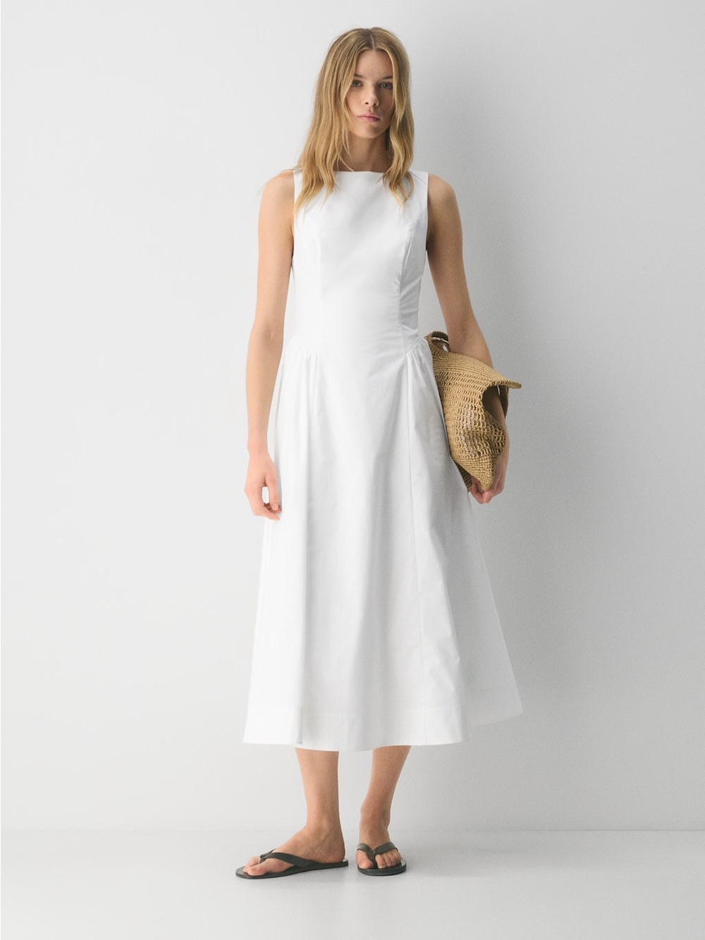 Aritzia Tina Poplin Dress Size 4 NWT